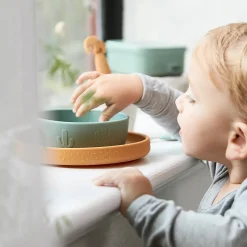 Stick&Stay spisesæt - Lalee - Grøn/Mustard/Sand