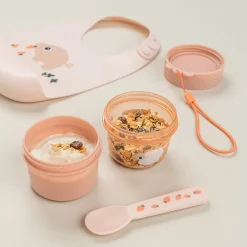 To go 2-way snackbøtte S - Tiny farm - Pudder